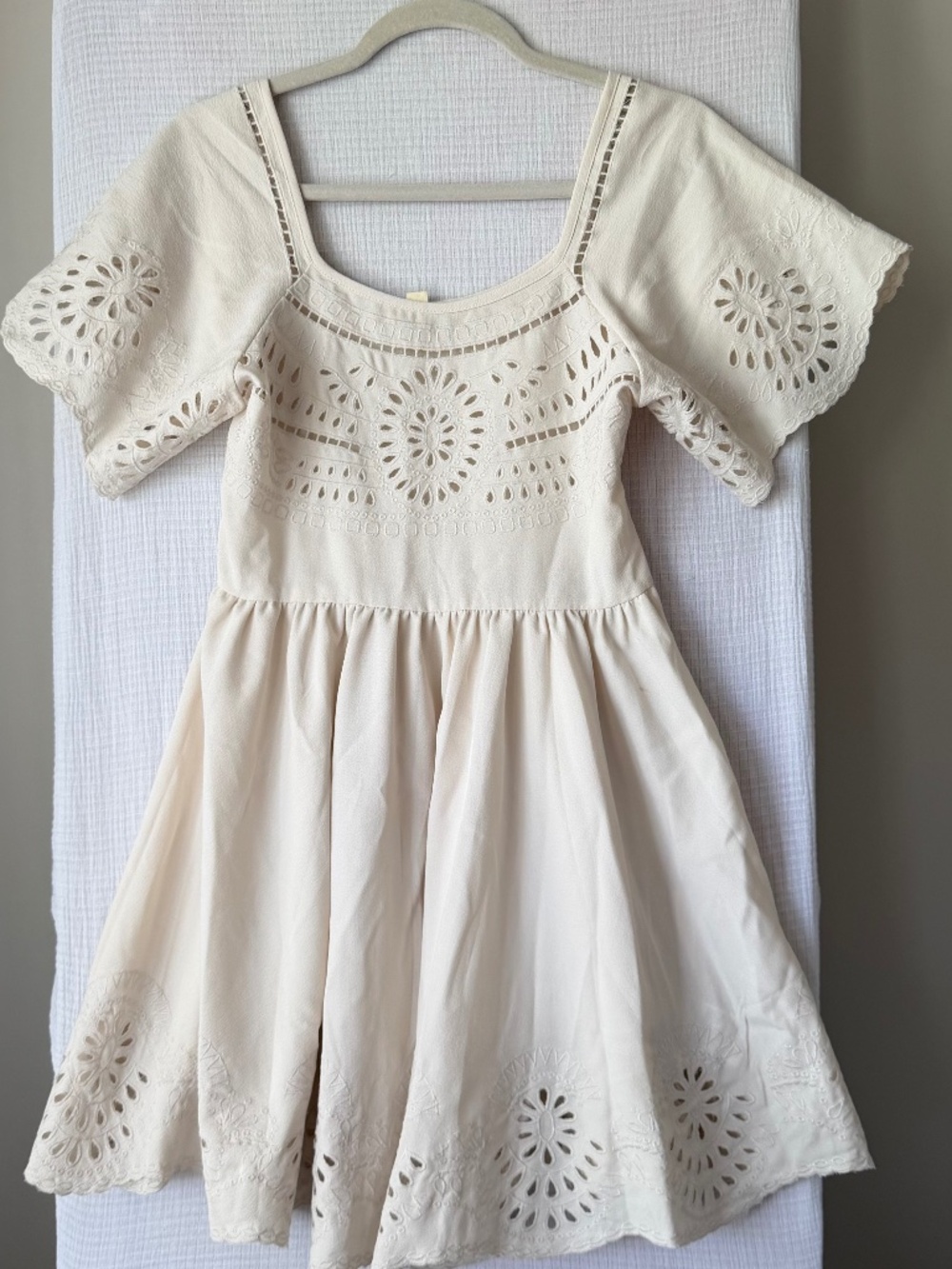 Staring At Stars Anthropologie Womens Dress Ivory Embroidered Cutout Sz 2